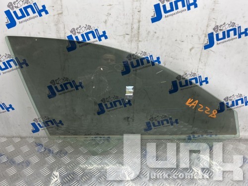 Стекло двери передней правое для Audi A4 (Б9) oe 8W0845202 разборка бу