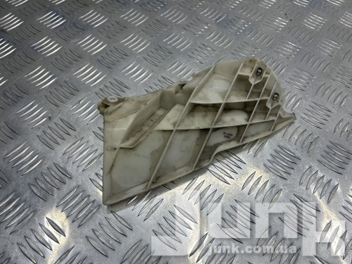 Кронштейн переднего бампера левый для Infiniti FX35