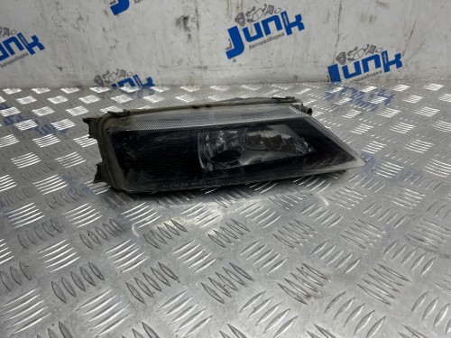 Фара противотуманная левая для Вольксваген Tiguan 2 oe 5NL941699 разборка бу