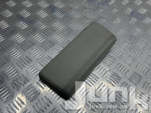 Накладка подлокотника правая для Tesla Model S oe 102423909A разборка бу