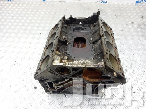 Блок цилиндров 4.2 AXQ для Вольксваген Touareg I oe 077100103MX разборка бу