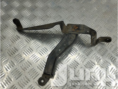 Кронштейн дополнительного насоса ож для Audi A8 D4 oe 4H0121305P запчасти бу Кронштейн дополнительного насоса ож для Audi A8 D4 oe 4H0121305P разборка бу