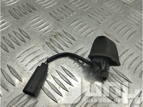 Форсунка омывателя лобового стекла для BMW E90 oe 61667131299 разборка бу