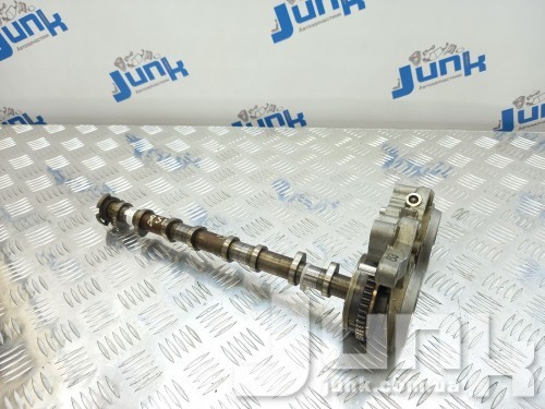 Распредвал впускной для Audi A3 8V oe 06L109021E разборка бу