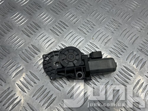 Мотор регулировки левого сидения для Subaru Forester 4 SJ oe 2136701102 разборка бу