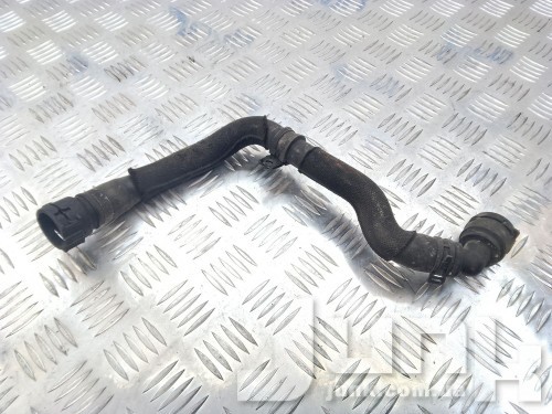 Патрубок ОЖ для Audi Q5 oe 8R0121109J разборка бу