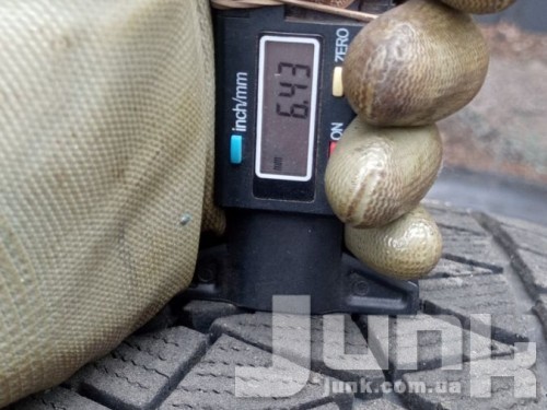 Bridgestone Blizzak DM-V2 225/55 R18 98T Б/У 6,5 мм разборка бу