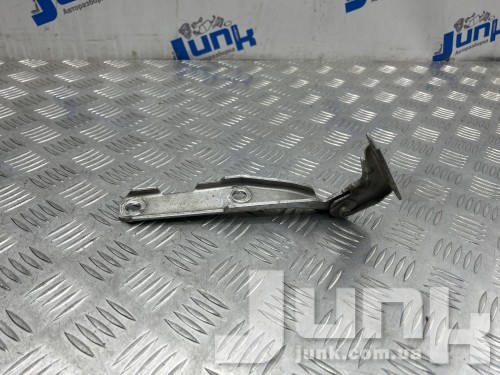 Петля капота правая для Audi A6 C5 oe 4B0823302D разборка бу