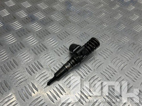 Форсунка впрыска топлива для Audi A4 B7 oe 03G130073G разборка бу