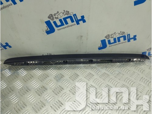 Накладка  крышки багажника для Mercedes W210 oe A2107580438 разборка бу