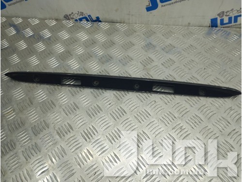 Накладка  крышки багажника для Mercedes W210 oe A2107580038 разборка бу