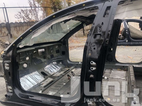 Центральная стойка с порогом левая для Tesla Model 3 oe 1504887S0A разборка бу