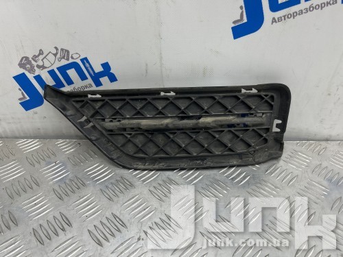 Решетка переднего бампера левая для BMW X1 E84 oe 51117303757 разборка бу