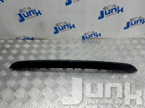 Накладка решетки переднего бампера для BMW X1 E84 oe 51117303759 разборка бу