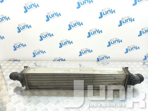 Радиатор интеркулера для Audi A4 (Б9) oe 8W0145805B запчасти бу Радиатор интеркулера для Audi A4 (Б9) oe 8W0145805B разборка бу