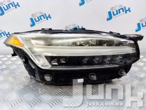 Фара правая для Volvo XC90 II oe 31677037 разборка бу