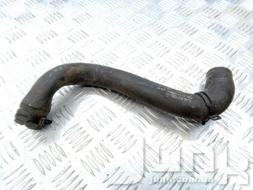 Шланг системы охлаждения для Mercedes C117 CLA oe A2465010282 разборка бу