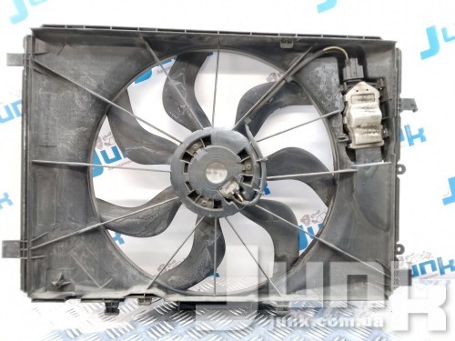 Диффузор радиатора охлаждения в сборе для Mercedes C117 CLA oe A2465000064 разборка бу