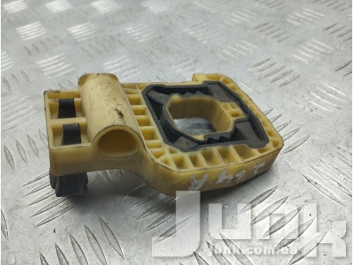 Кронштейн крепления радиатора(подушка) для BMW 7-серия G11 2016-2022 oe 17118632140 запчасти бу Кронштейн крепления радиатора(подушка) для BMW 7-серия G11 2016-2022 oe 17118632140 разборка бу