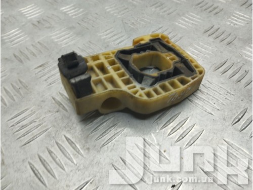 Кронштейн крепления радиатора(подушка) для BMW 7-серия G11 2016-2022 oe 17118632139 запчасти бу Кронштейн крепления радиатора(подушка) для BMW 7-серия G11 2016-2022 oe 17118632139 разборка бу