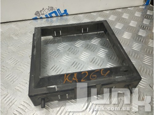 Кронштейн дополнительного радиатора для BMW 7-серия G11 2016-2022 oe 17118742470 запчасти бу Кронштейн дополнительного радиатора для BMW 7-серия G11 2016-2022 oe 17118742470 разборка бу