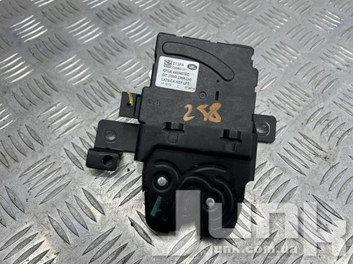 Замок крышки багажника левый для Land Rover Range Rover IV (L405) 2012-2021 oe LR048311 разборка бу