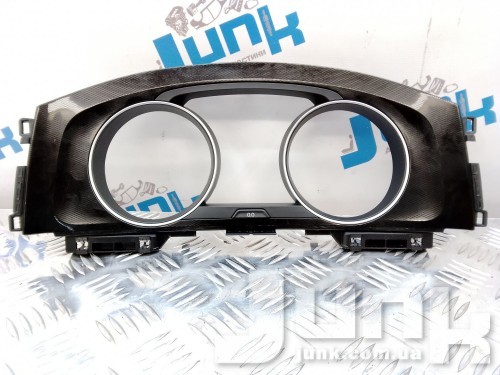 Декоративная накладка панели приборов для Вольксваген Golf MK7 oe 5GM857189DAA разборка бу