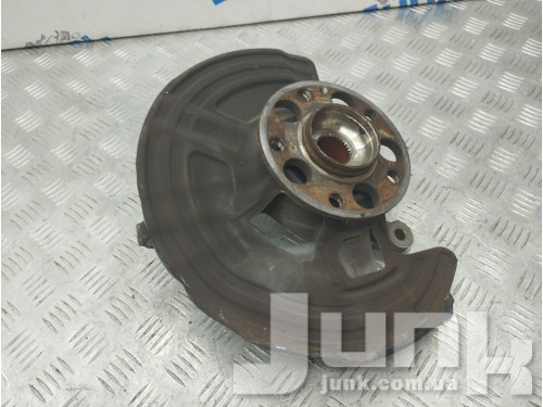 Поворотный кулак передний правый для Мерседес C117 CLA-Класс oe A2463320200 разборка бу