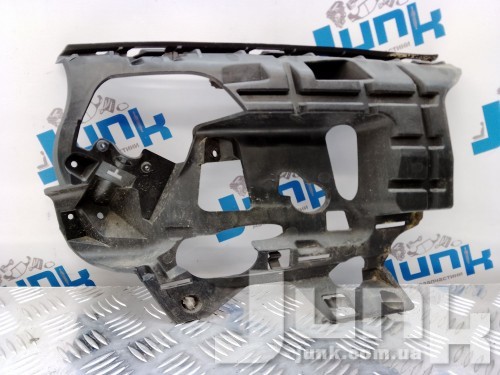 Кронштейн переднего бампера правый для Volvo V60 I 2010-2018 oe 31323841 разборка бу