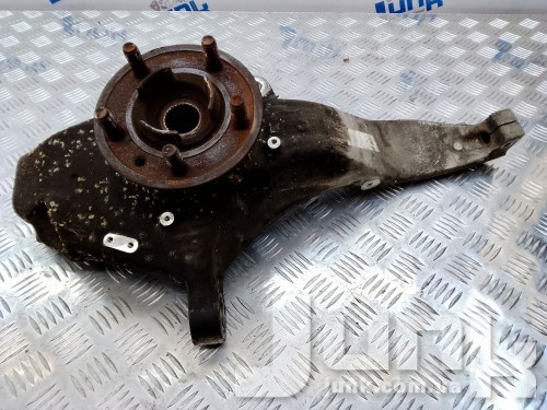 Кулак поворотный передний правый для Land Rover Range Rover IV (L405) 2012-2021 oe LR040118 разборка бу