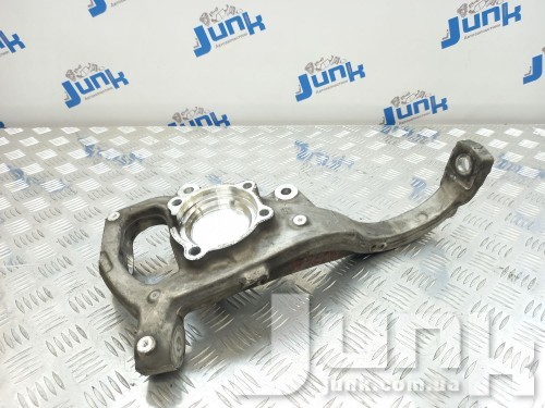 Кулак поворотный передний правый для Мерседес В205 Ц-Класс oe A2053322200 разборка бу