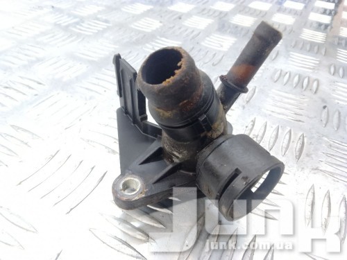 Фланец системы охлаждения для Audi Q5