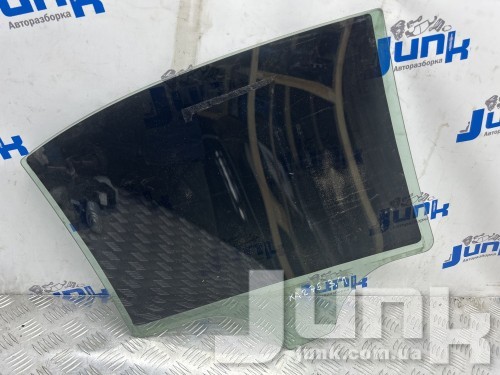 Стекло двери задней левое для Mercedes W205 oe A2057352100 разборка бу