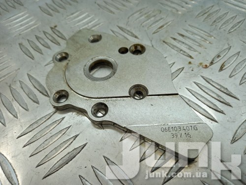 Крышка для Audi A7 4G8 oe 06E103407G разборка бу