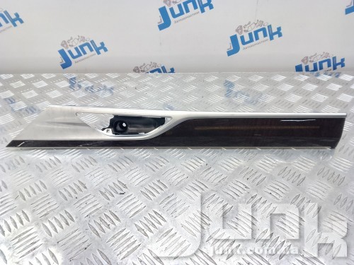 Декоративная внутренняя накладка правой задней двери для BMW 7-серия G11 2016-2022 oe 51427425032 разборка бу