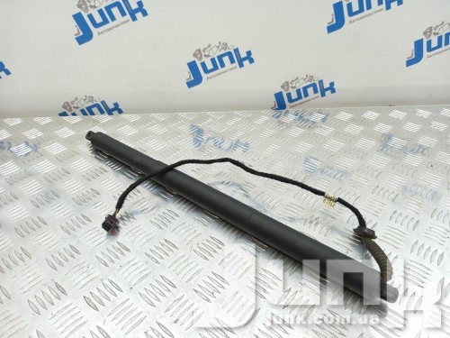 Амортизатор крышки багажника для Audi Q3 (8U)