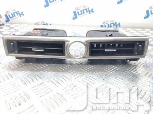 Дефлектор воздуха центральный с декоративной накладкой для Lexus GS 4 oe 5566030470C0 разборка бу