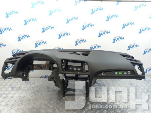Торпедо для Audi Q5 oe 8R1857003G24A разборка бу