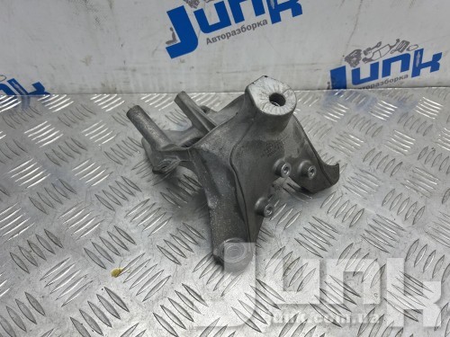 Кронштейн опоры двигателя правый для Audi Q7 4M oe 4M0199308AS разборка бу
