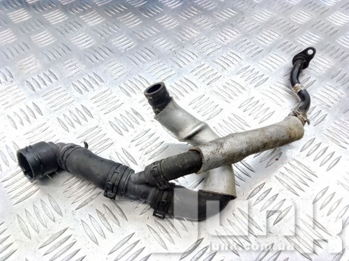 Патрубок ОЖ для Audi A3 8V oe 5Q0122073AA запчасти бу Патрубок ОЖ для Audi A3 8V oe 5Q0122073AA разборка бу