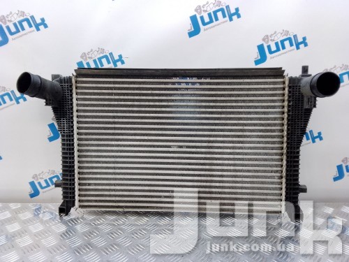 Радиатор интеркулера для Вольксваген Golf 7 Alltrack (2017-2019) oe 5QM145803B разборка бу