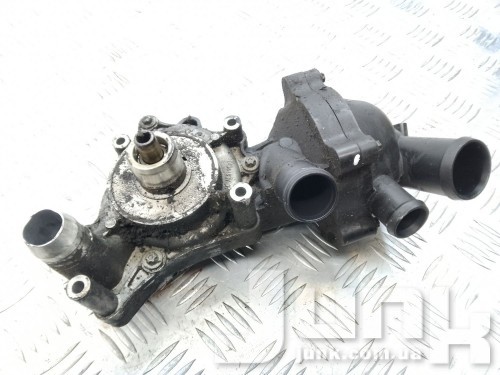 Насос системы охлаждения для Audi A8 D4 oe 079121013P запчасти бу Насос системы охлаждения для Audi A8 D4 oe 079121013P разборка бу