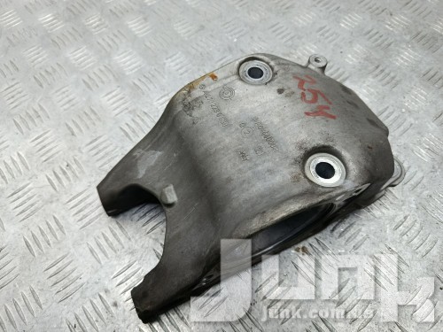 Опора промежуточного вала для Mercedes C117 CLA oe A2702230138 разборка бу