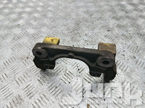 Скоба переднего суппорта для BMW F10 oe 34116796486 разборка бу