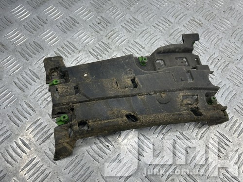 Кронштейн заднего бампера правый для Land Rover Discovery Sport (L550) 2014–2026