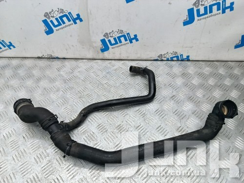 Патрубок системы охлаждения для Ауди Ку 3 oe 5N0122051CC разборка бу