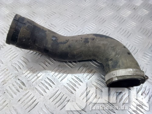 Патрубок интеркулера для Вольксваген Tiguan 2 oe 5QF145832 запчасти бу Патрубок интеркулера для Вольксваген Tiguan 2 oe 5QF145832 разборка бу