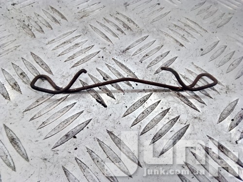 Пружинный фиксатор для Volvo XC90 oe 30665016 разборка бу