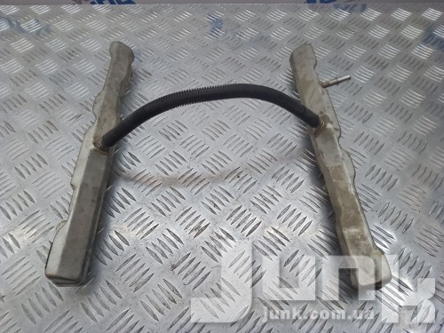 Топливная рампа для Jeep Grand Cherokee oe 53013888AD запчасти бу Топливная рампа для Jeep Grand Cherokee oe 53013888AD разборка бу