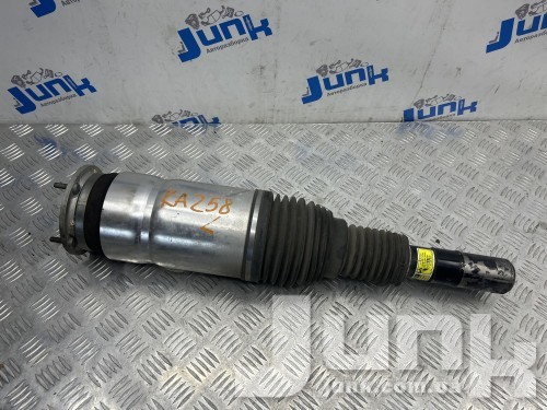 Пневмостойка передняя левая для Ланд Ровер Range Rover IV (L405) 2012-2021 oe LR038805 разборка бу